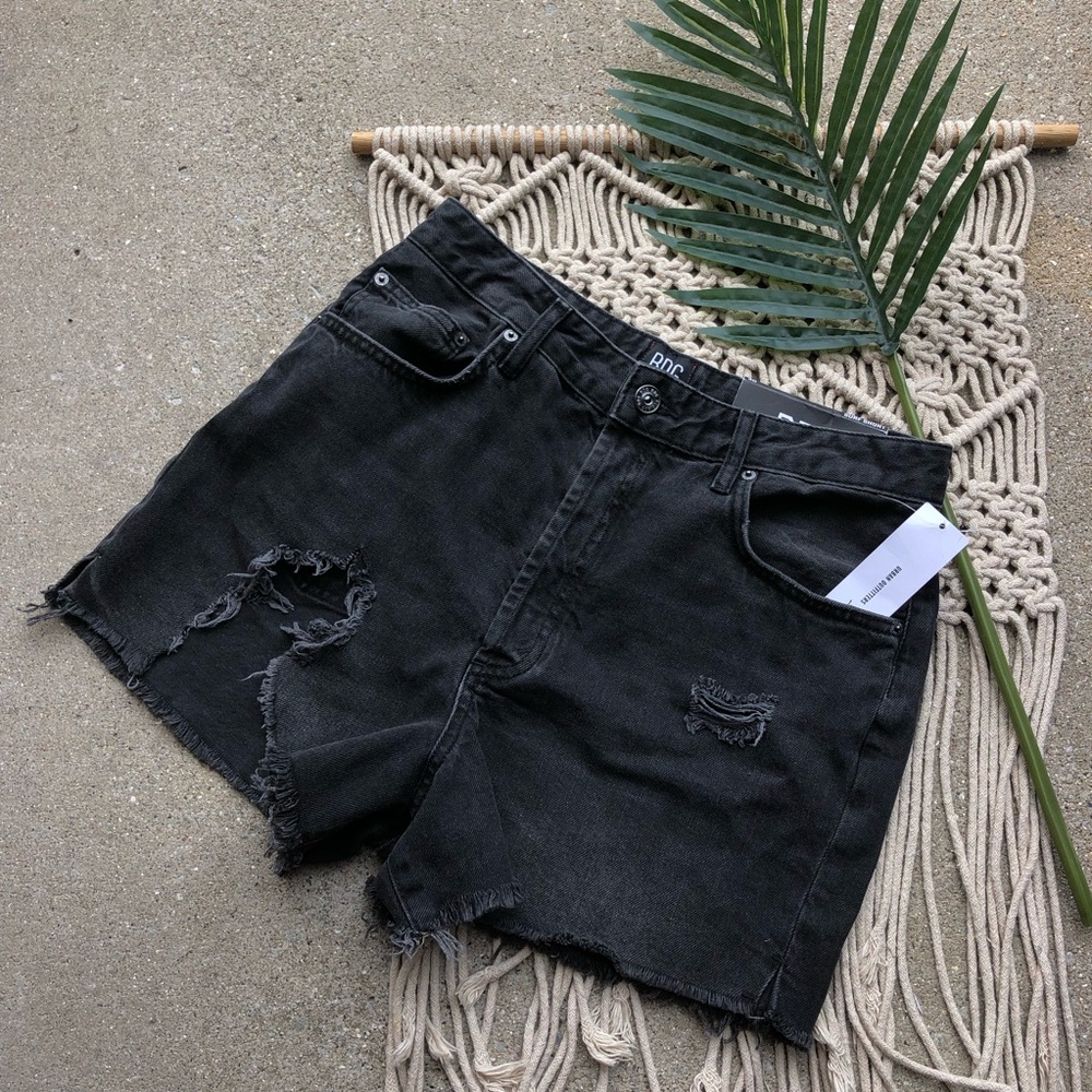 NWT Urban Outfitters BDG Jean Shorts Size 30